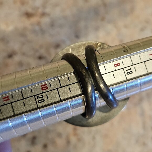 Eye Want Dark Star Ruby Web Ring - Picture 3 of 3